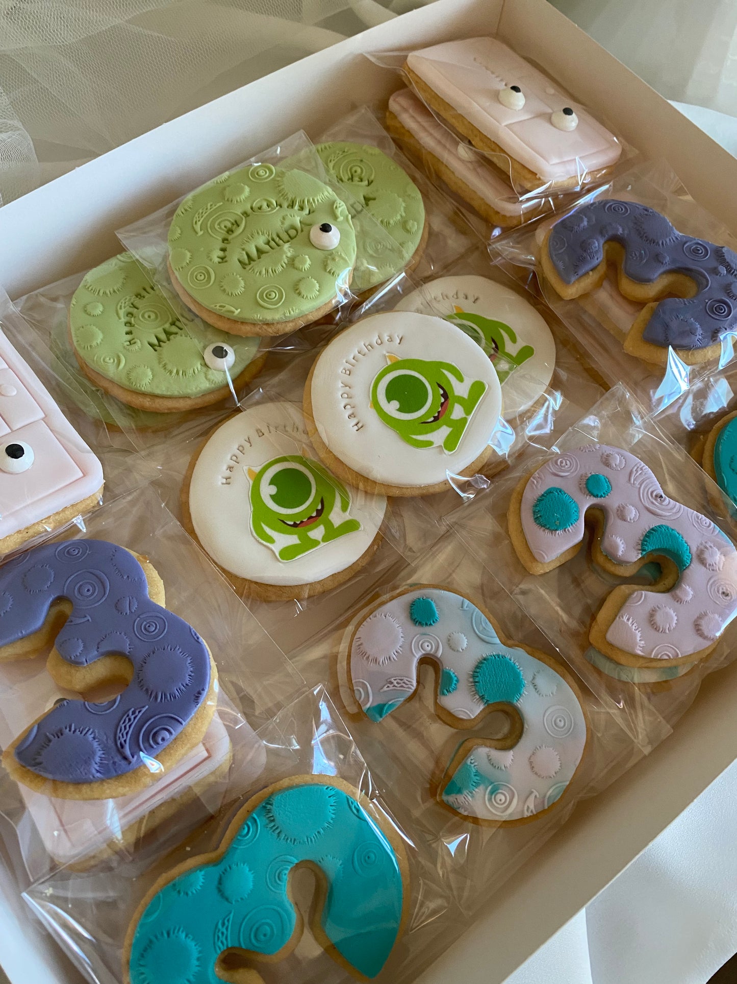 Themed cookies