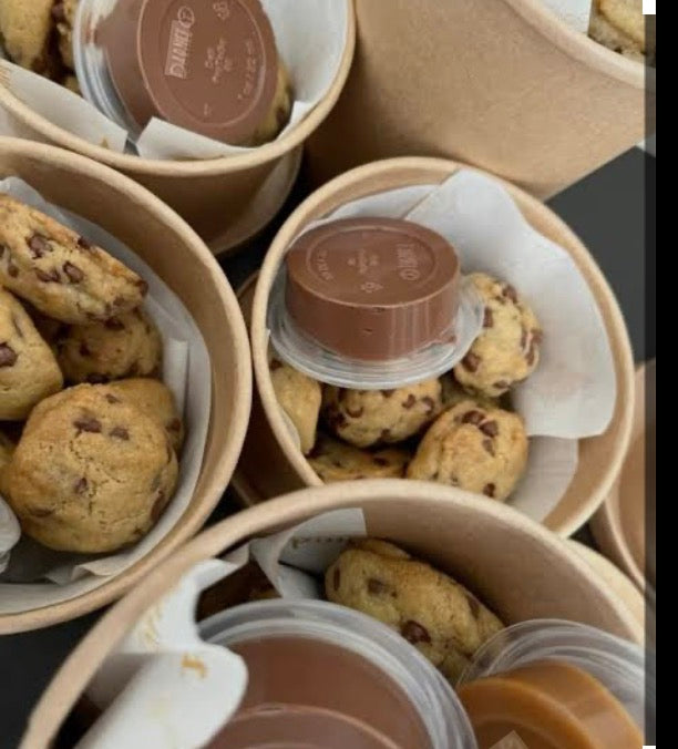 Mini Choc chip cookies with dip